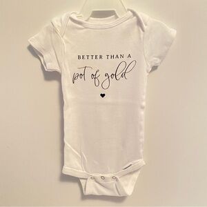 Gerber Onesies Baby White "Better Than A Pot Of Gold" Bodysuit Size 6-9 Months